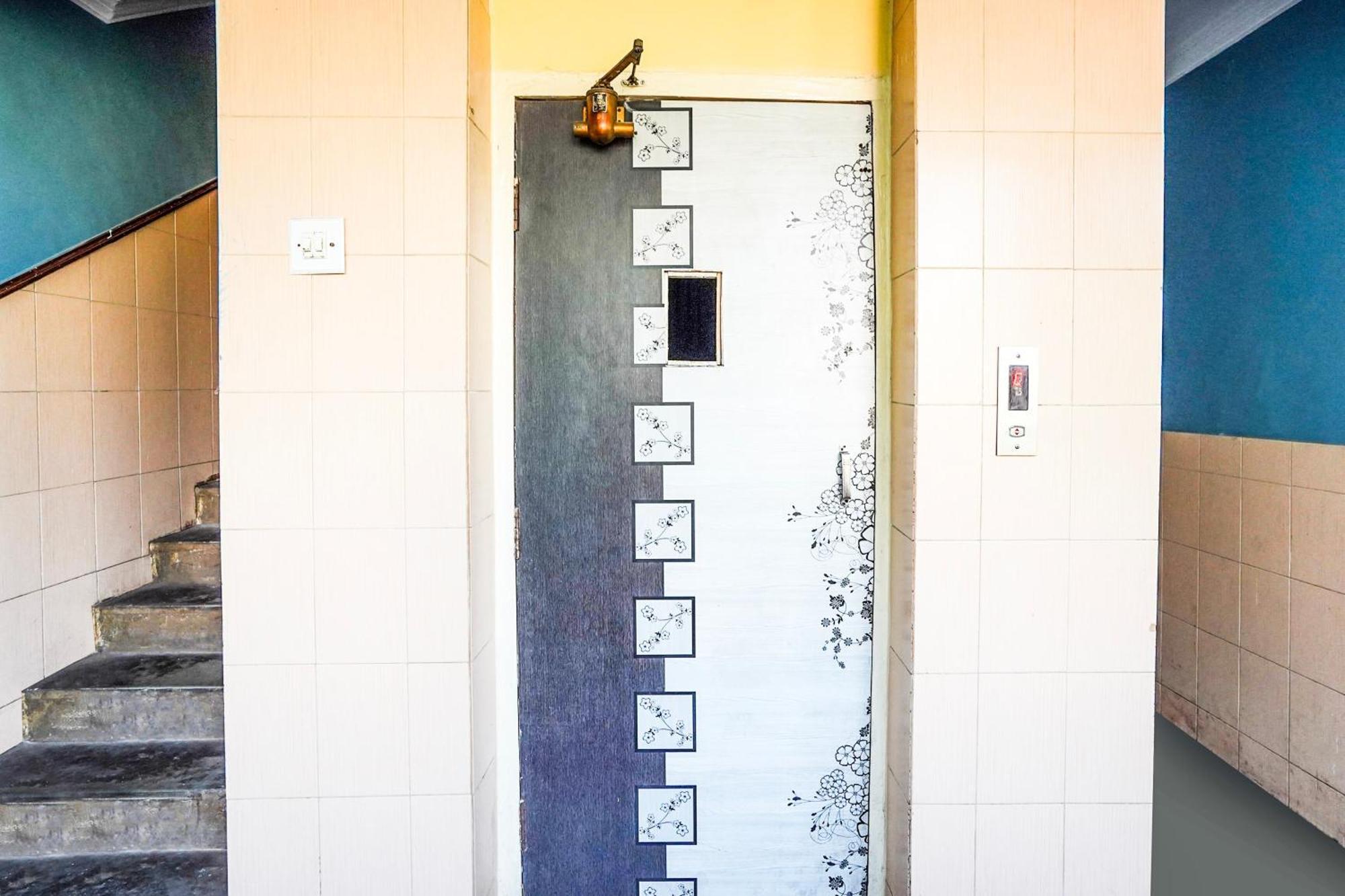 Hotel O Vibrant Residency Ahmadabad Zewnętrze zdjęcie