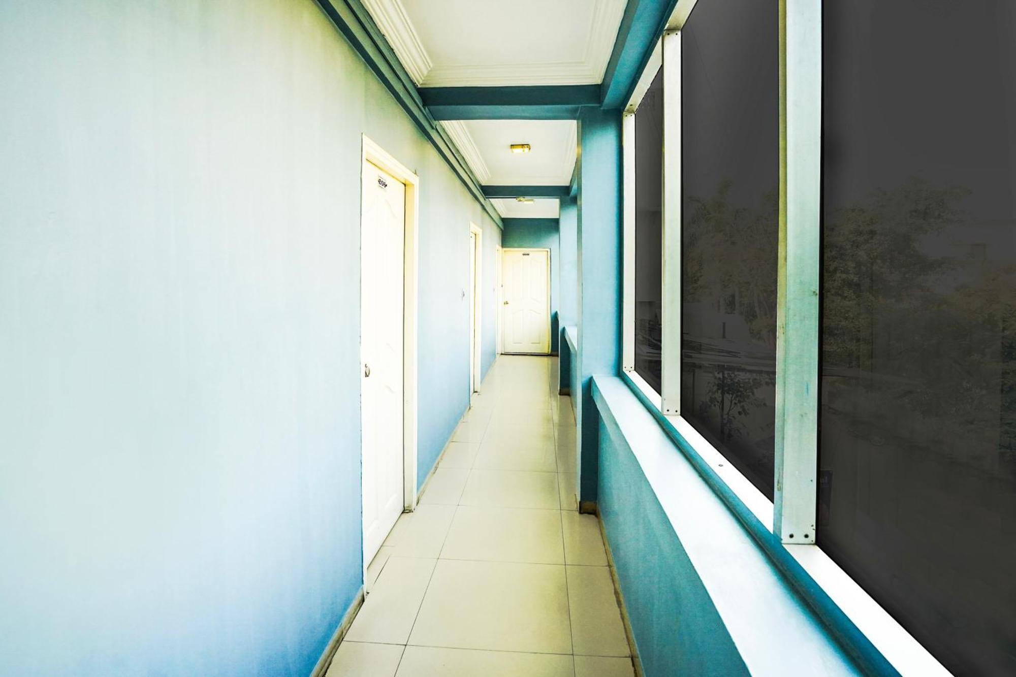 Hotel O Vibrant Residency Ahmadabad Zewnętrze zdjęcie